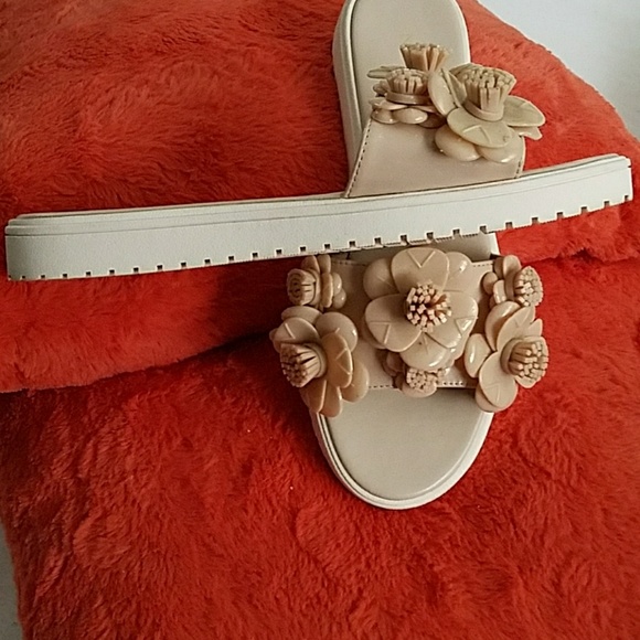 Nine West Sandals - Picture 4 of 4